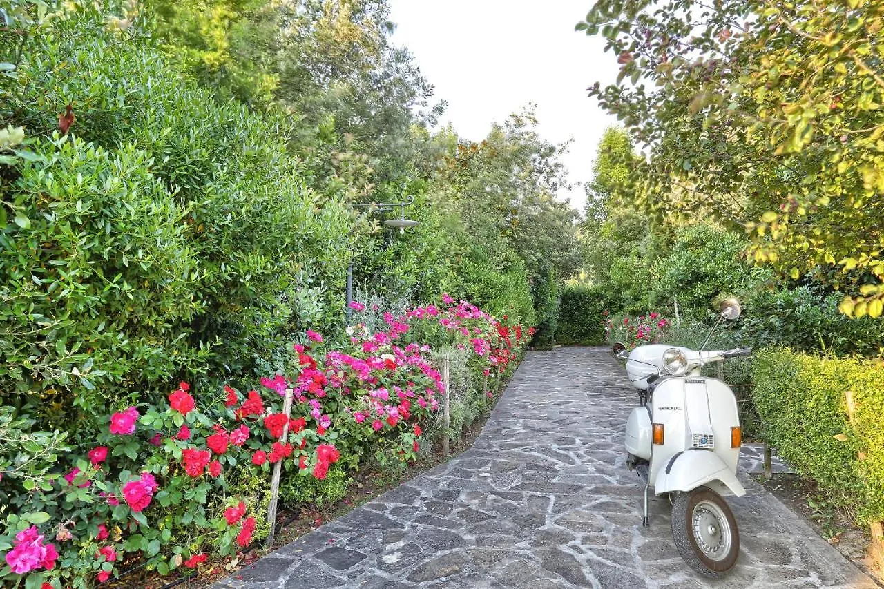 Wonderful Villa In Tuscany With Swimming Pool And Park Near Pisa And Florence Molino del Roglio