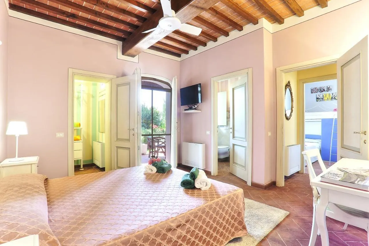 Wonderful Villa In Tuscany With Swimming Pool And Park Near Pisa And Florence Molino del Roglio 0*,  Italy