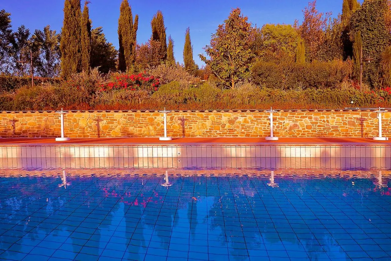 Wonderful Villa In Tuscany With Swimming Pool And Park Near Pisa And Florence Molino del Roglio 0*,  Italy